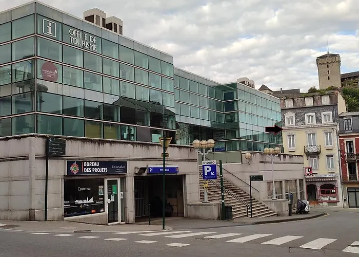 فندق Du Commerce Et De Navarre