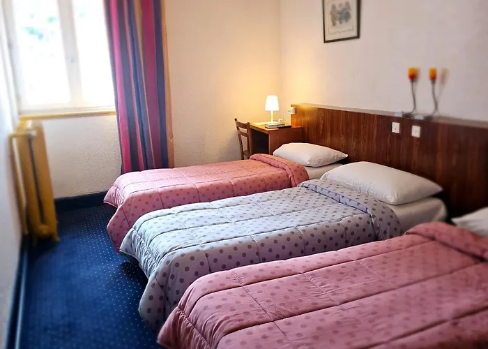 فندق Du Commerce Et De Navarre 2*