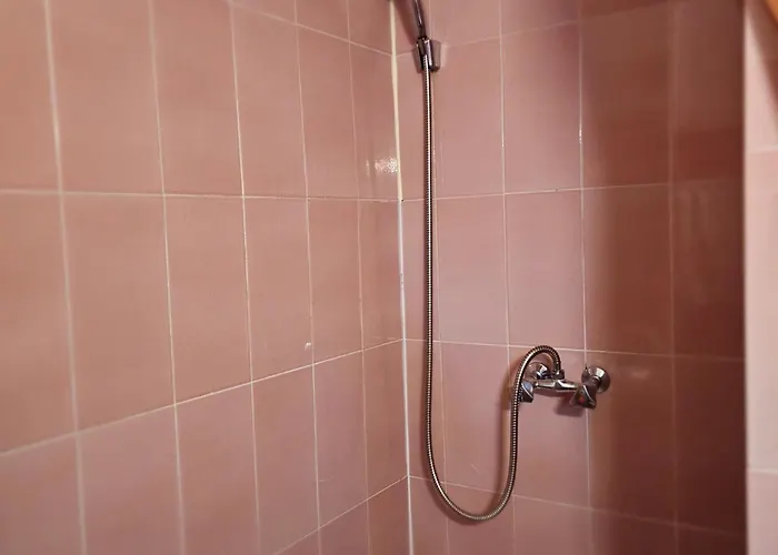 Du Commerce Et De Navarre فندق