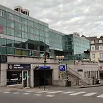 Hotel Du Commerce Et De Navarre