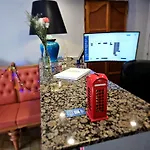 Du Commerce Et De Navarre Hotel 2*