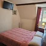 Du Commerce Et De Navarre Hotel 2*