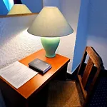 Du Commerce Et De Navarre 2*