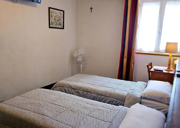 Du Commerce Et De Navarre