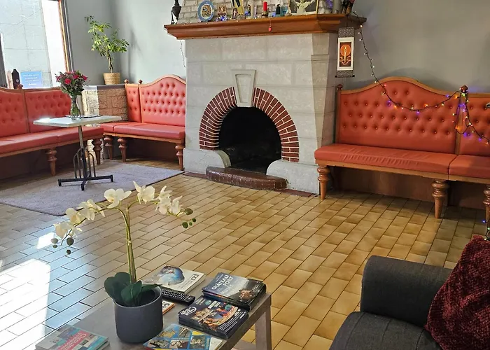 Du Commerce Et De Navarre 2*