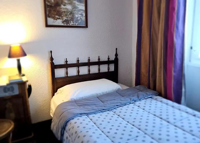 Du Commerce Et De Navarre ホテル