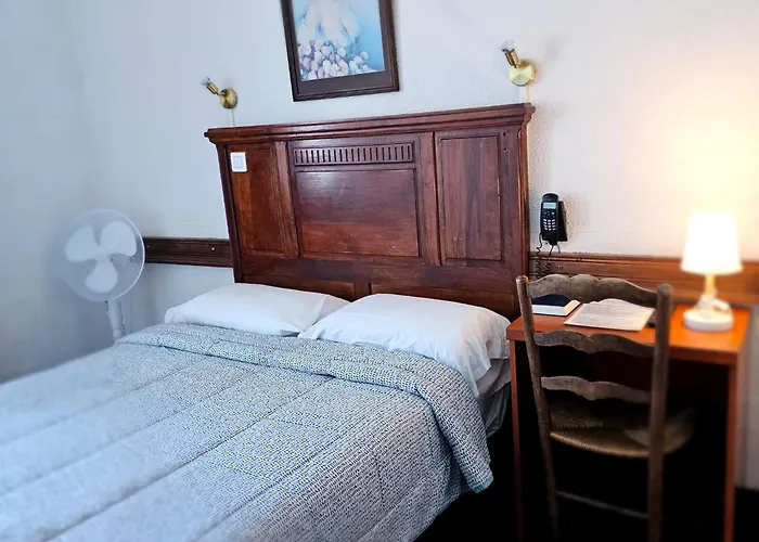 Du Commerce Et De Navarre ホテル