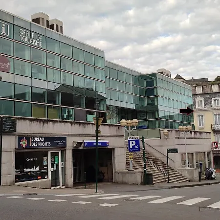 فندق Du Commerce Et De Navarre